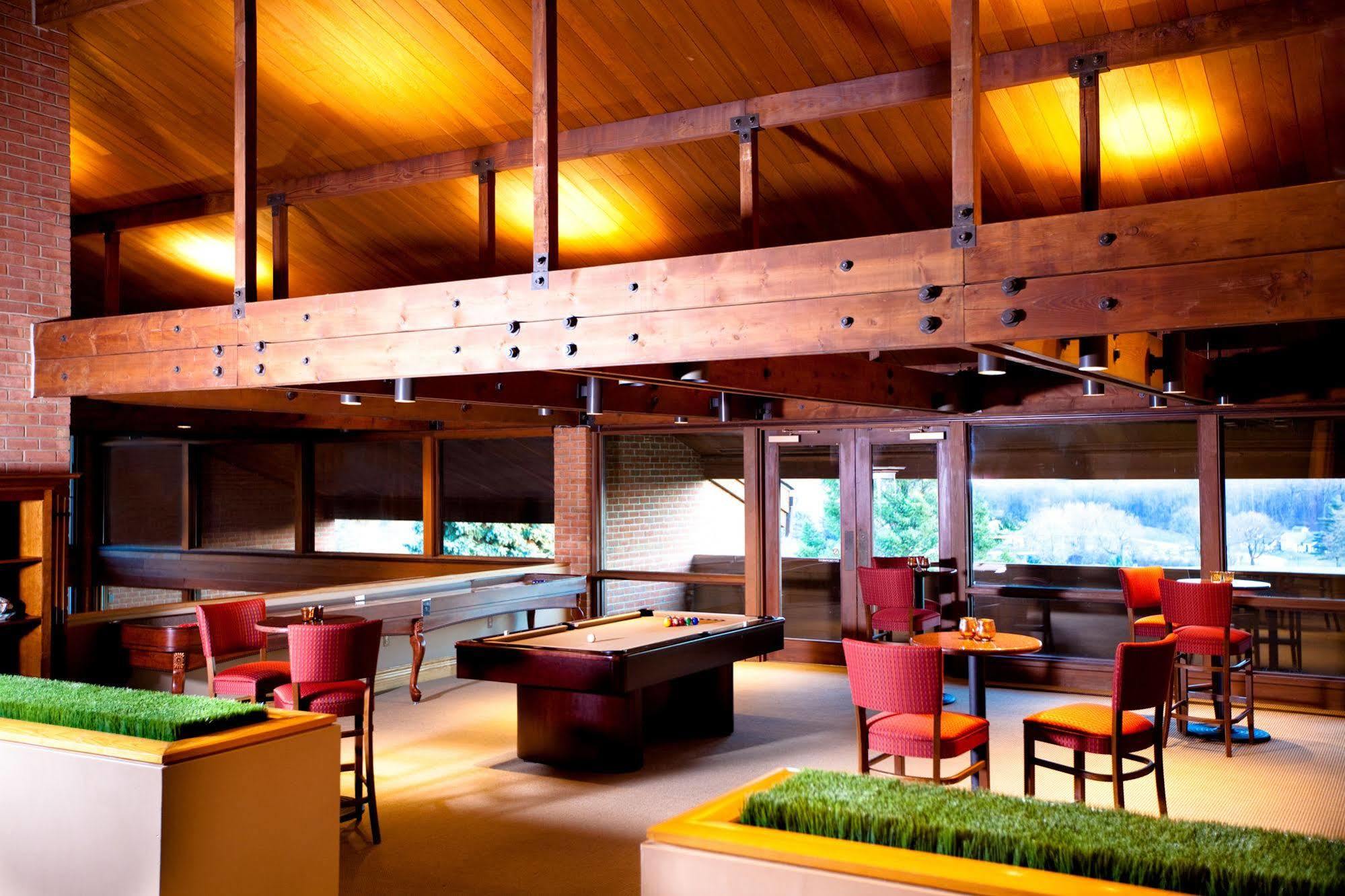 Chubb Hotel & Conference Center Lafayette Hill Экстерьер фото