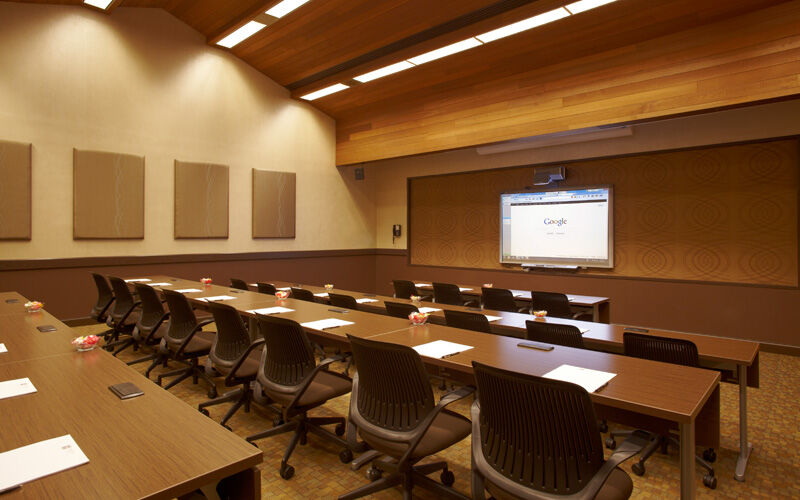Chubb Hotel & Conference Center Lafayette Hill Экстерьер фото